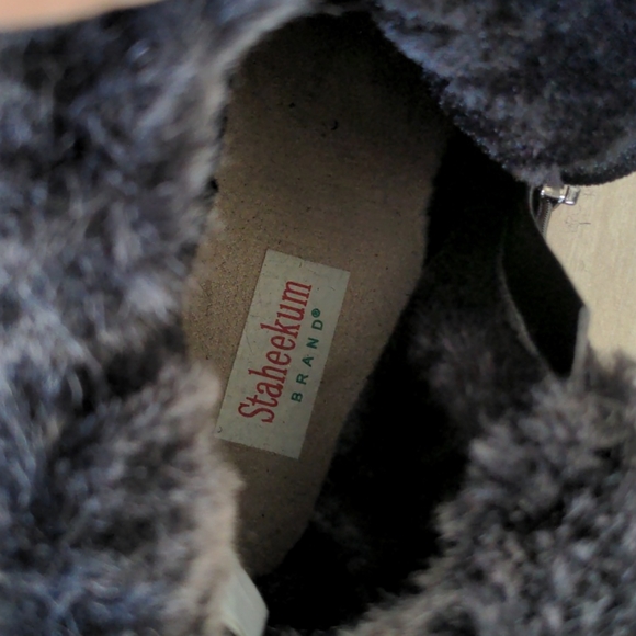 Staheekum Olivia Ankle Bootie NEW Sz: 7 Cow Suede - Picture 7 of 10